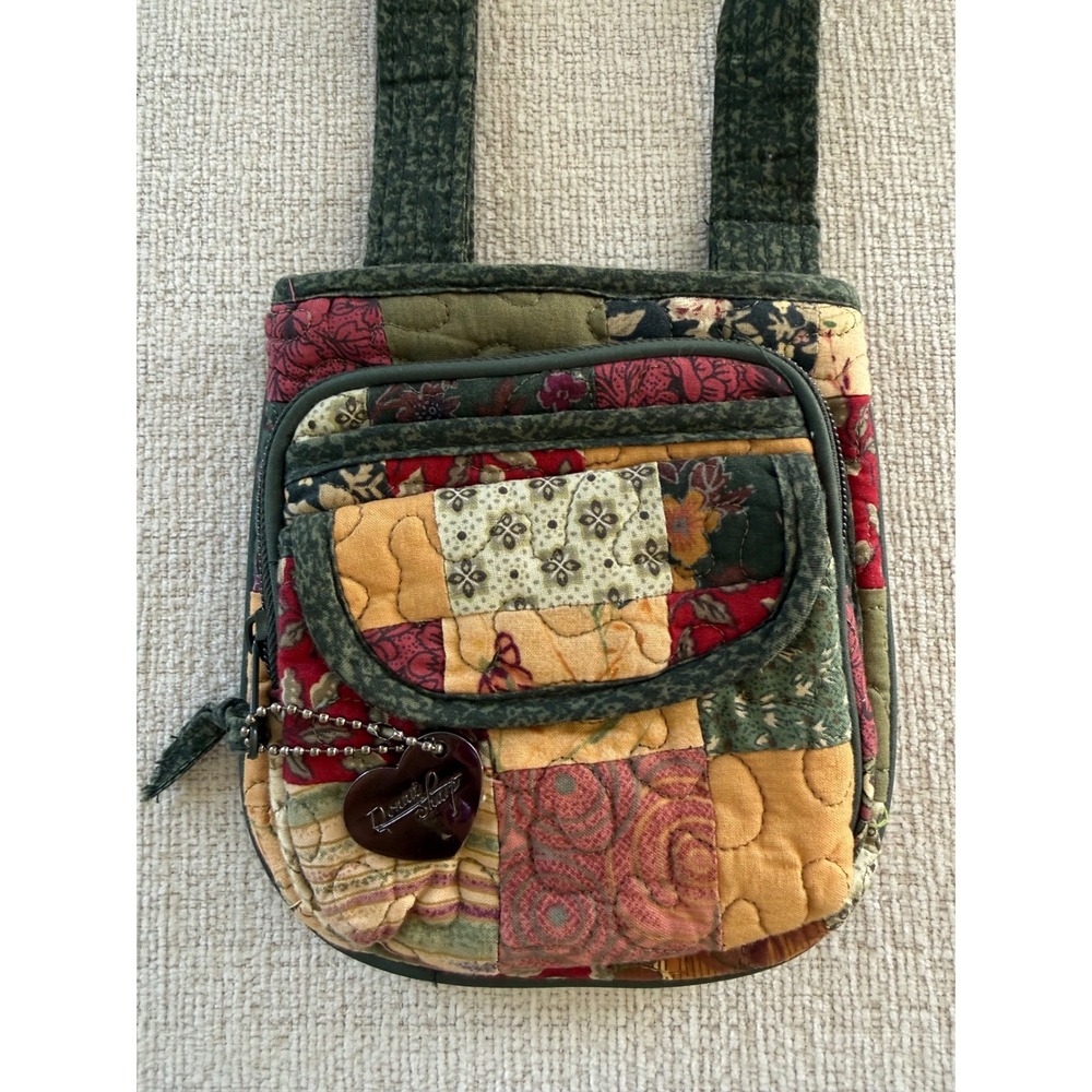 Donna Sharp Womens Quilted Patchwork Multicolor Small Crossbody Zip Pockets